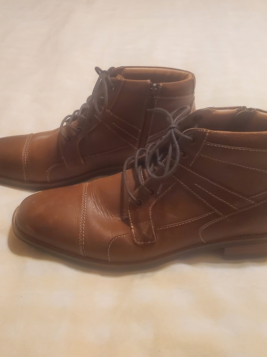 Steve Madden Men\'s Chestnut Brown Leather Chukka Boots